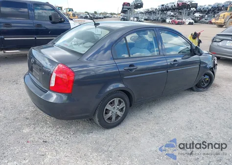 2008 Hyundai Accent Gls z USA, uszkodzony, nr VIN KMHCN46C38U267981
